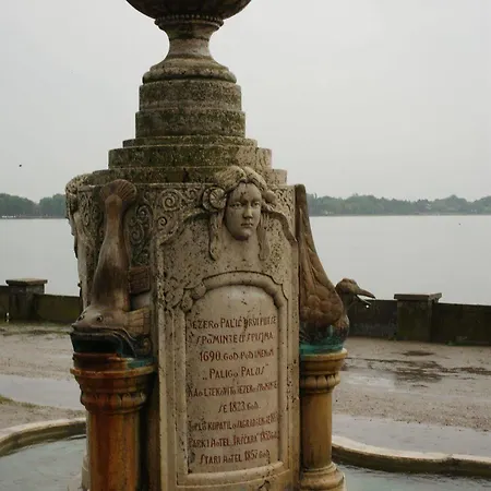 호텔 Depandans Jezero